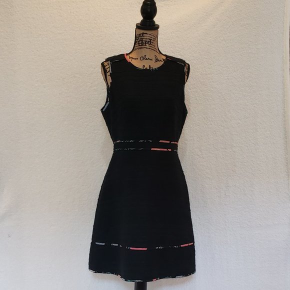 Kate Spade ♠ New York Blossom-Trimmed Tweed Dress - Picnic Perfect - Picture 2 of 8